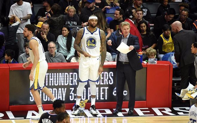 国乒最新战报！11-6，11-8，向鹏兑现第2个局点，2-0领先埃及名将.