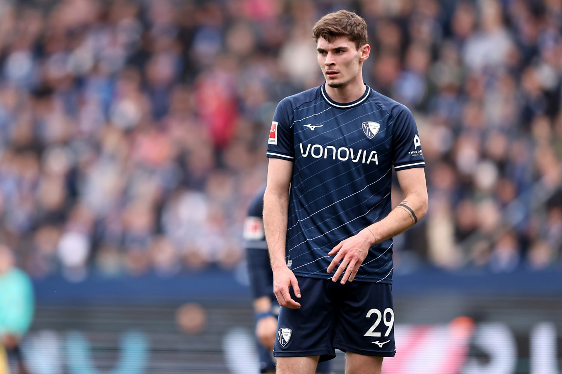 加布里埃尔最近的传闻沸沸扬扬，据说首个报价为个小目标.