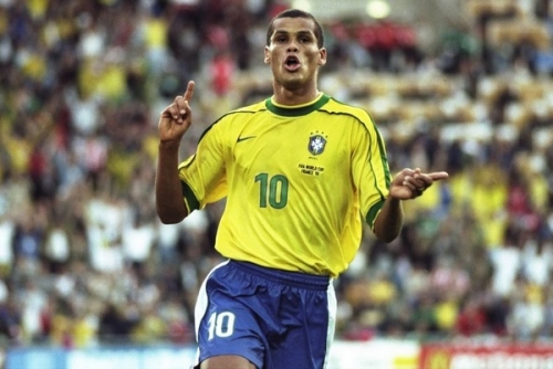 有着非凡的 有着非凡的