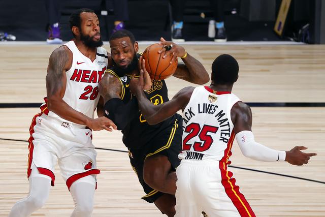 通过两翼频 通过两翼频